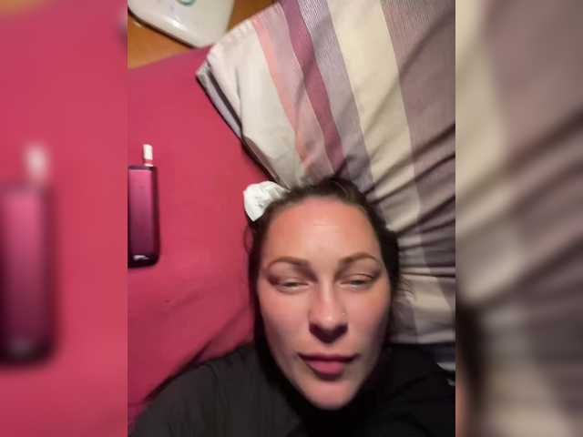  AlicaXDream chat room