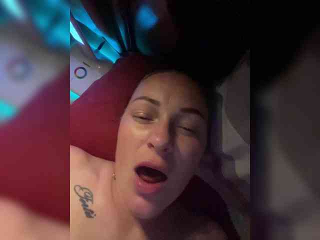 AlicaXDream webcam