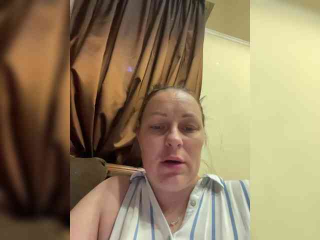 AlicaXDream webcam