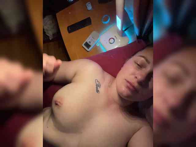 AlicaXDream webcam