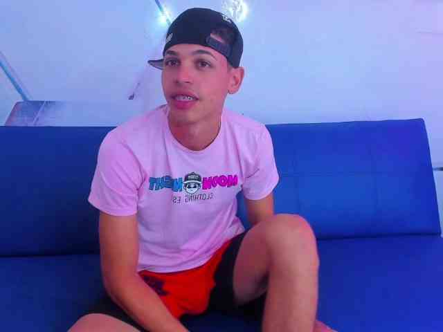 JesseAndJoy webcam