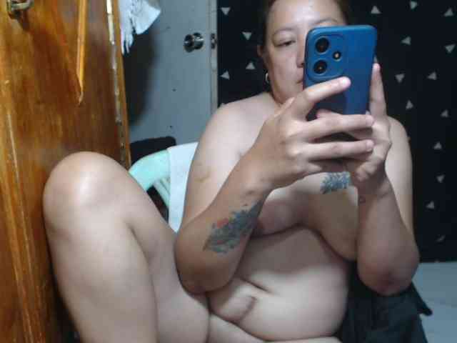 RoseSquirt webcam