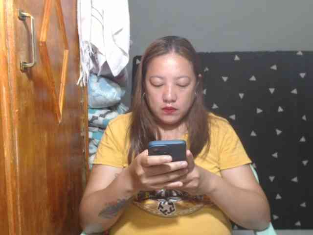 RoseSquirt webcam