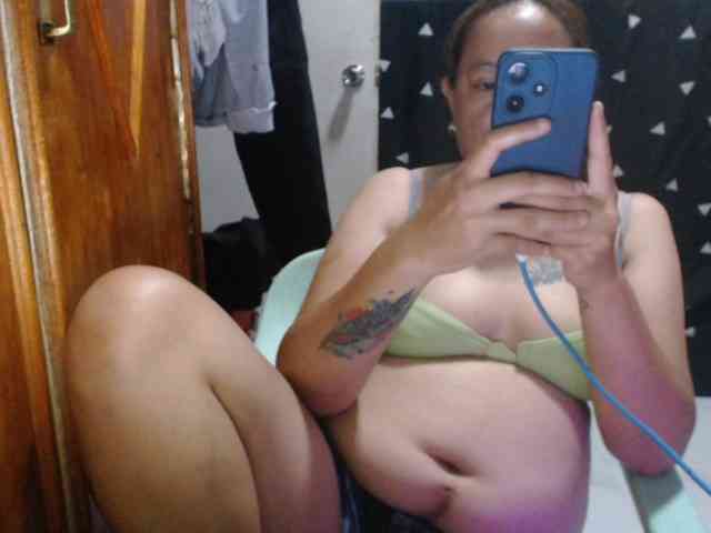 RoseSquirt webcam