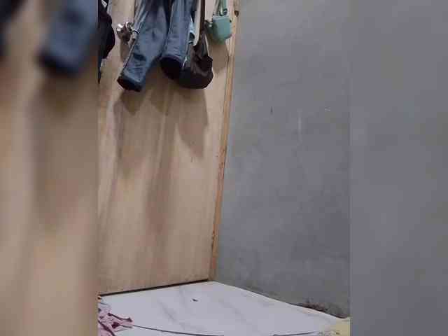 RoseSquirt webcam