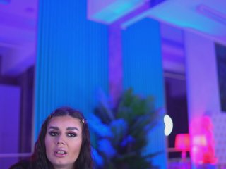 KendraMoon Porn Show