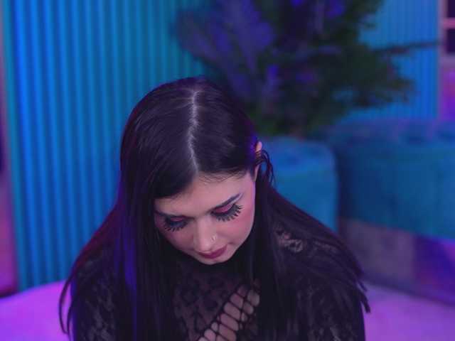 KendraMoon's BongaCams show and profile