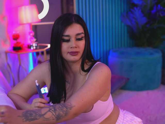 KendraMoon's BongaCams show and profile