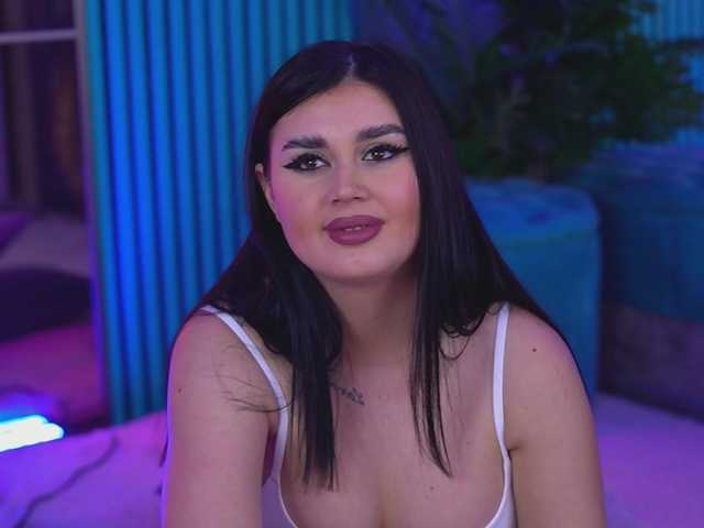 KendraMoon's BongaCams show and profile