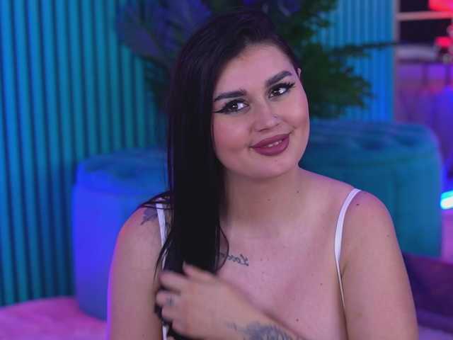 KendraMoon's BongaCams show and profile