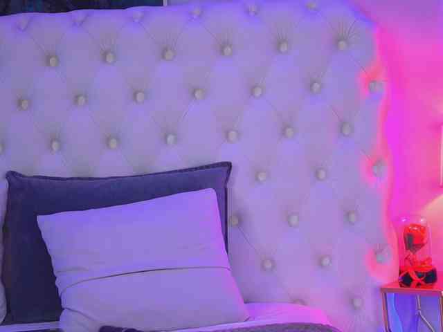 KendraMoon KendraMoon