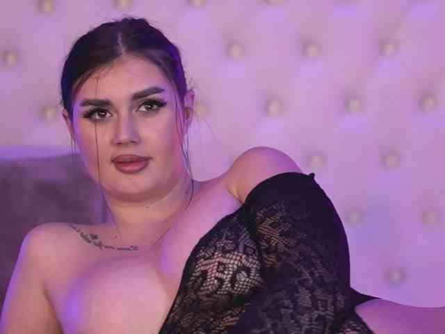 KendraMoon bongacams