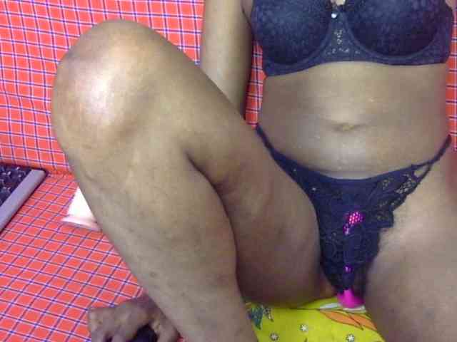 Sexxymaks webcam