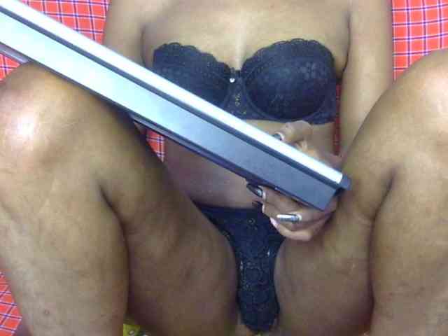 Sexxymaks webcam
