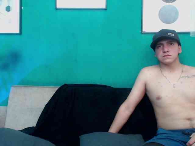 DirtyXtremegroup webcam
