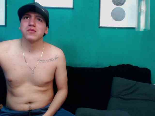 DirtyXtremegroup webcam