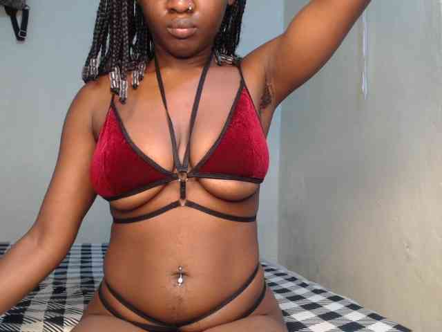 PrettyKira webcam