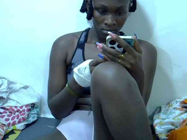 Sexykiteey webcam