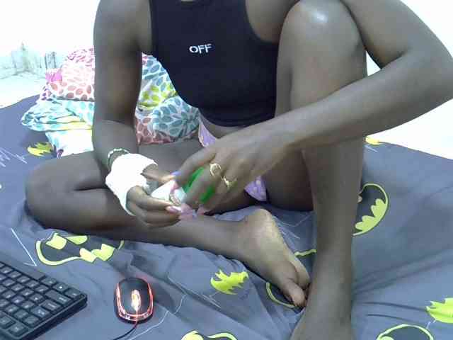 Sexykiteey webcam