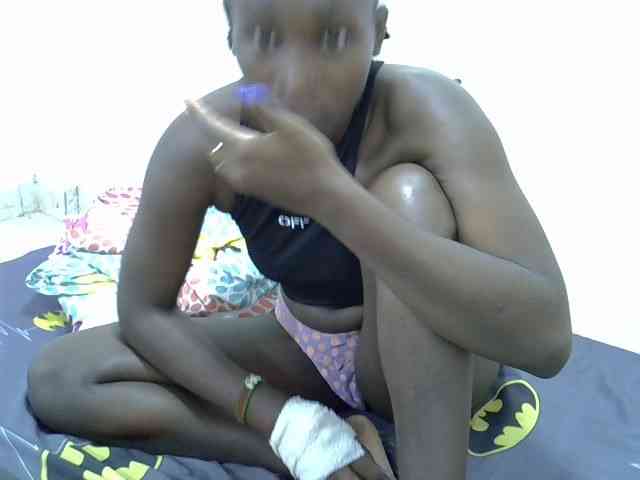 Sexykiteey webcam