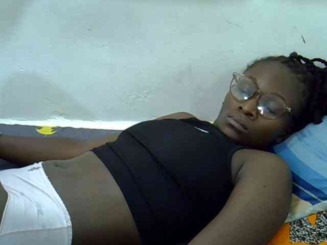 Sexykiteey webcam