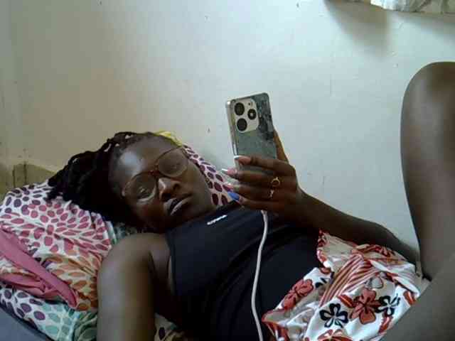 Sexykiteey webcam