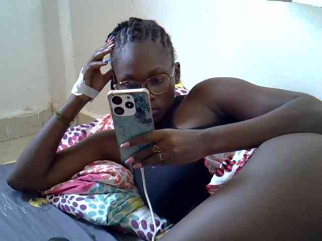 Sexykiteey webcam
