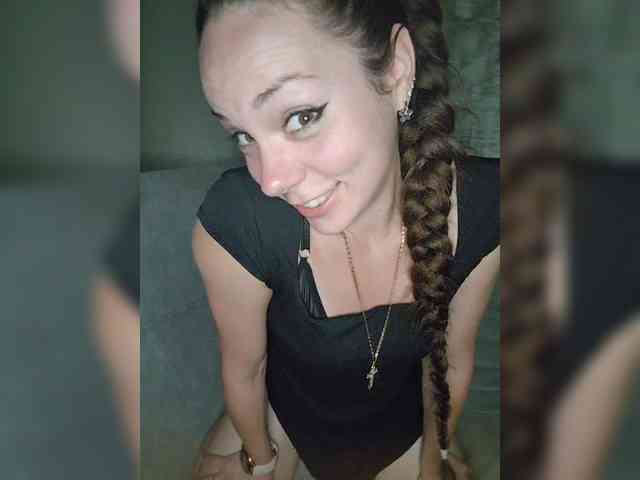 6HappyQueen9 webcam