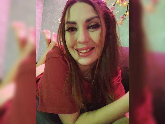 SexyKitty75-1's BongaCams show and profile