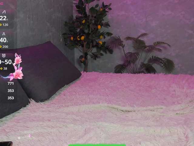 SexyKitty75-1's BongaCams show and profile