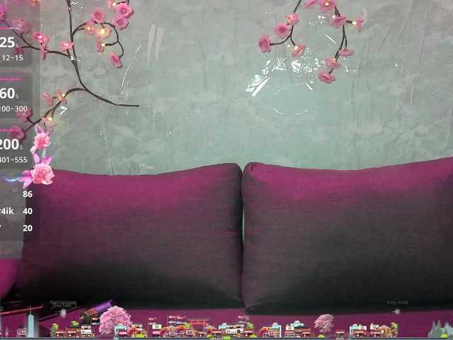 SexyKitty75-1's BongaCams show and profile