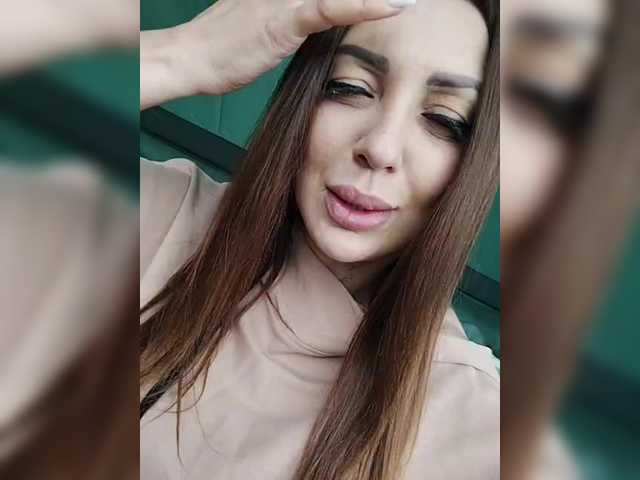 SexyKitty75-1's BongaCams show and profile