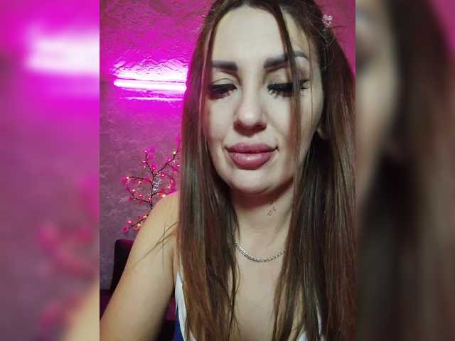 SexyKitty75-1's BongaCams show and profile