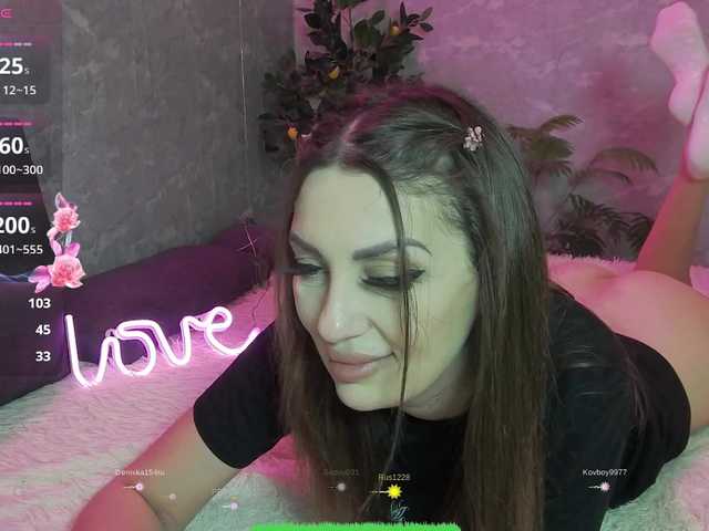 SexyKitty75-1's BongaCams show and profile