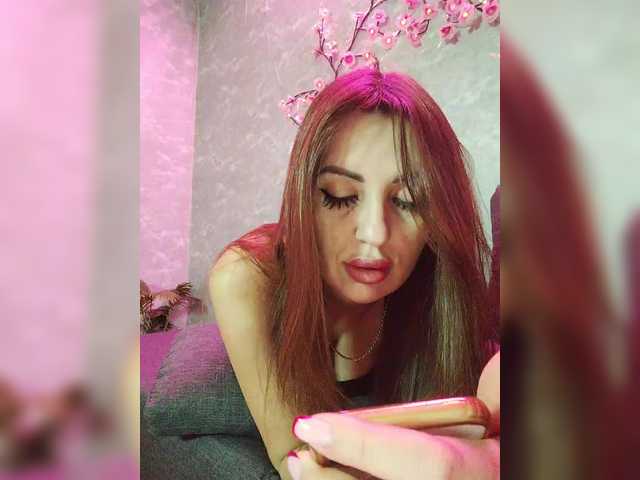 SexyKitty75-1's BongaCams show and profile