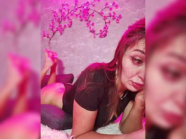 SexyKitty75-1 from BongaCams