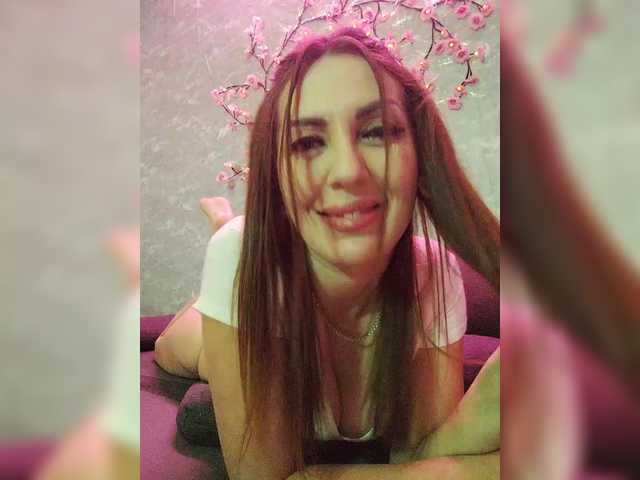 SexyKitty75-1's BongaCams show and profile