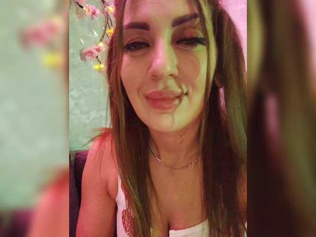 SexyKitty75-1's BongaCams show and profile