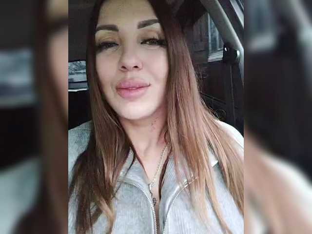 SexyKitty75-1's BongaCams show and profile