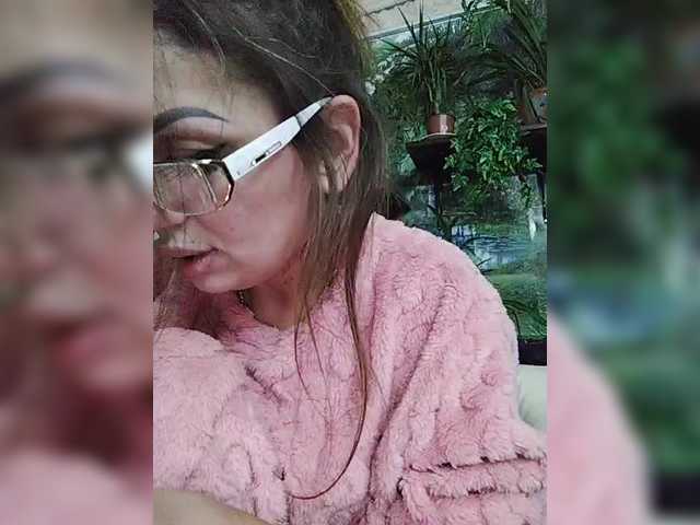 SexyKitty75-1 webcam