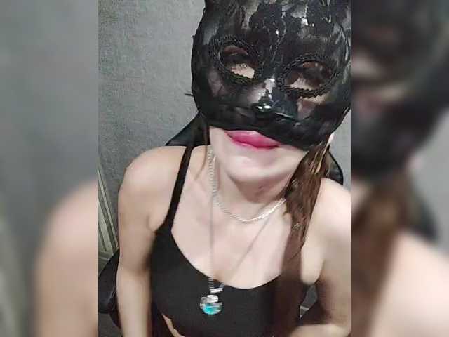 SexyKitty75-1's BongaCams show and profile