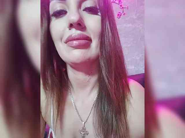 SexyKitty75-1 webcam
