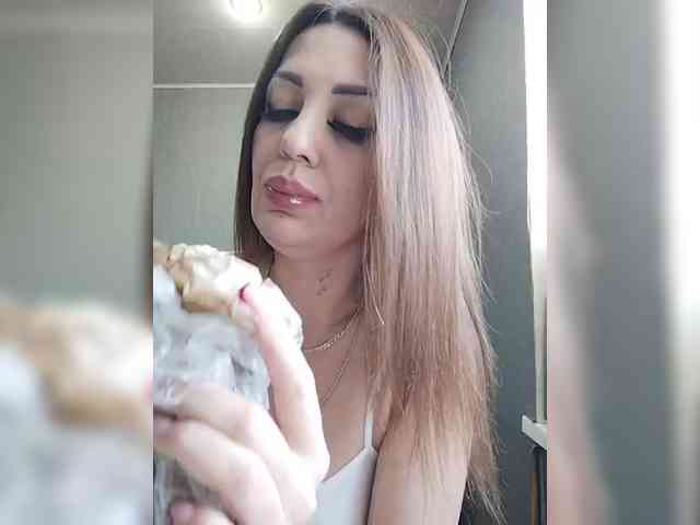 SexyKitty75-1 webcam