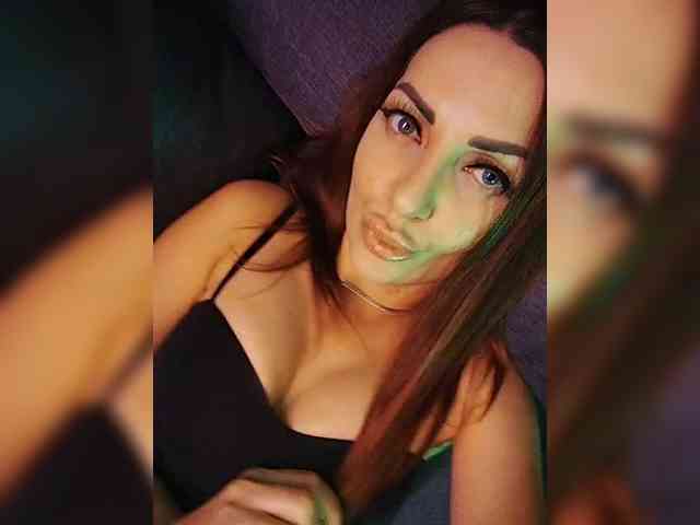 SexyKitty75-1 webcam