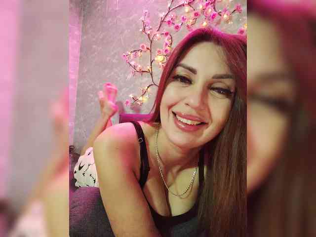 SexyKitty75-1 webcam