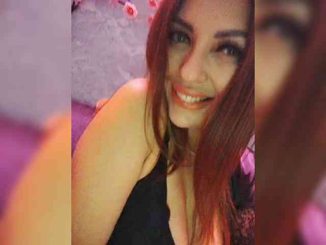 SexyKitty75-1 webcam