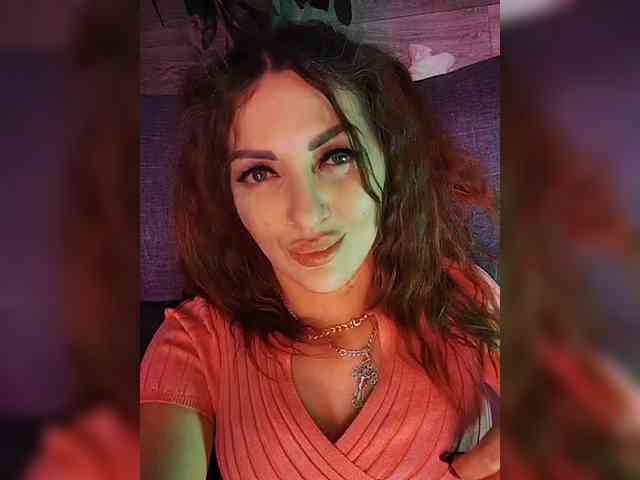 SexyKitty75-1 webcam