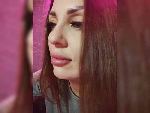 SexyKitty75-1 webcam