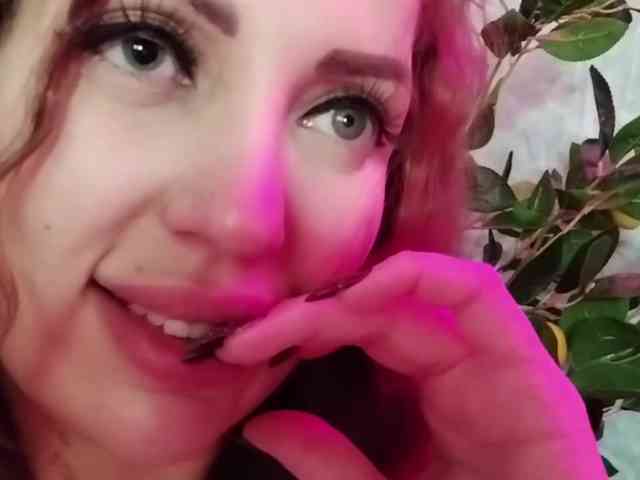 SexyKitty75-1 webcam
