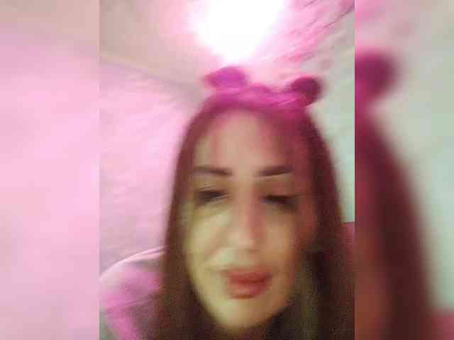 SexyKitty75-1 webcam